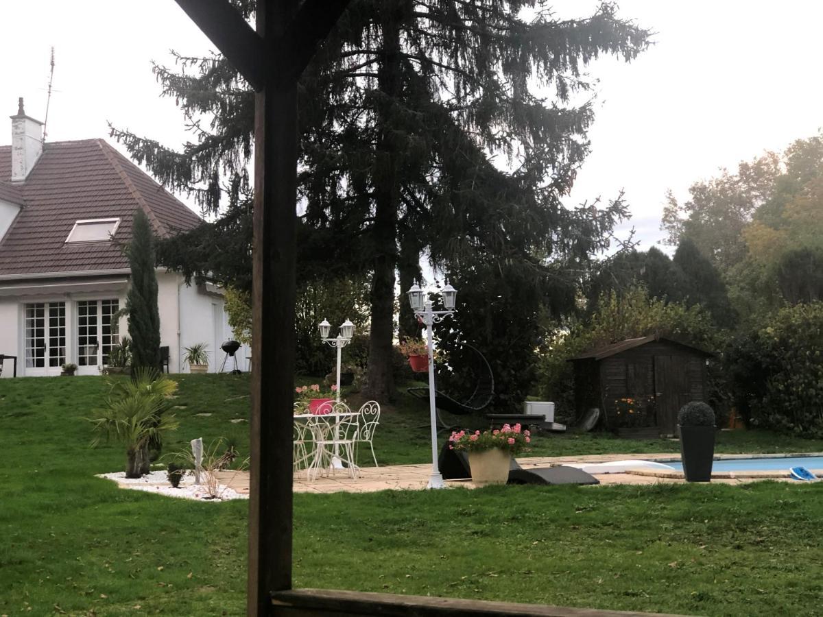Un Petit Coin De Paradis Bressolles  Exteriör bild